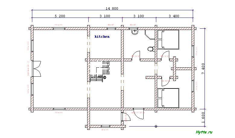 Plantegning av en toetasjes tømmerhytte på 158 m2, med dimensjoner 14,8 x 7,4 meter, som inneholder fire soverom, kjøkken, stue, bad, bod og en balkong